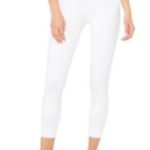 Alo Yoga Airbrush Capris